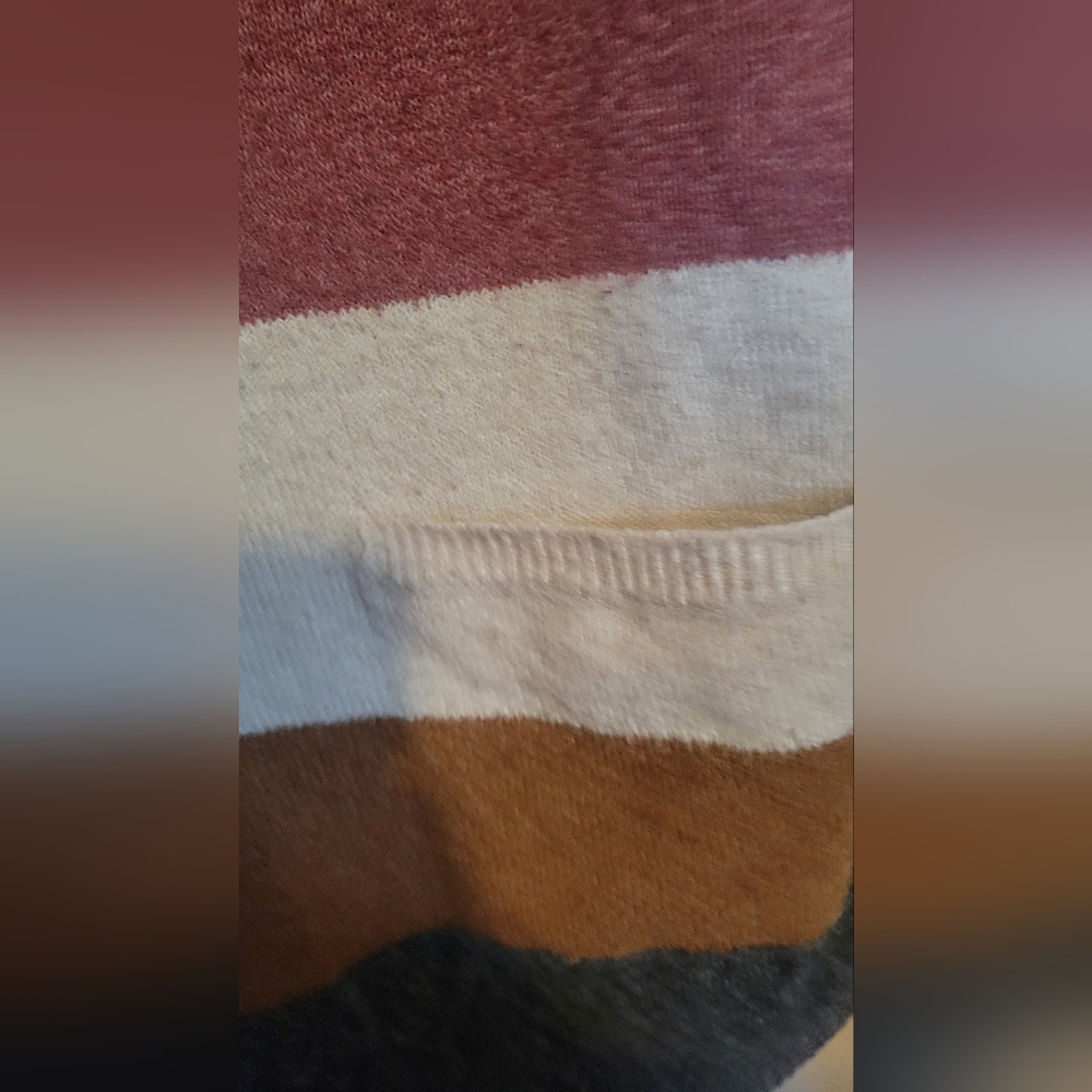 Pinque Colorblock Cardigan - Picture 2 of 3